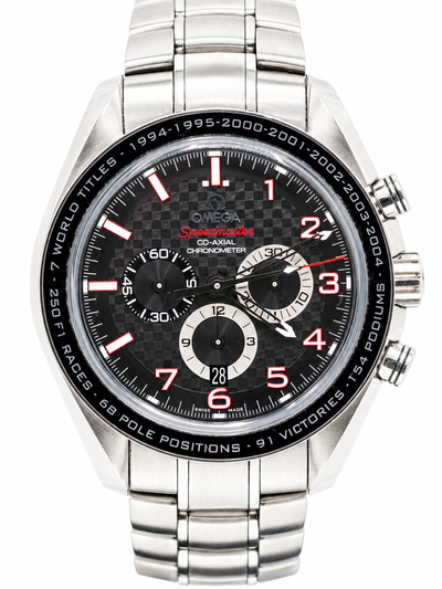 Omega Speedmaster Legend Schumacher d’occasion – Chronographe à cadran noir