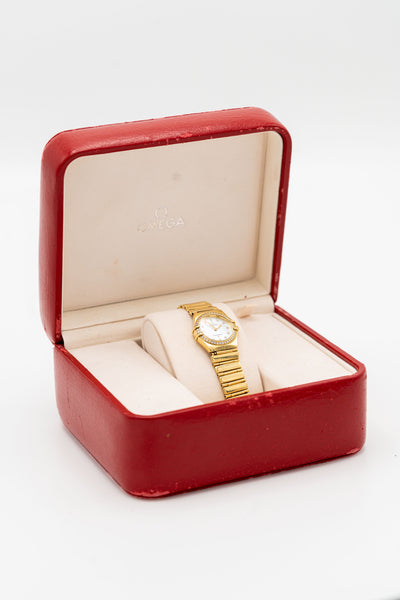 Omega Constellation d’occasion – Tons dorés, cadran clair et détails sertis