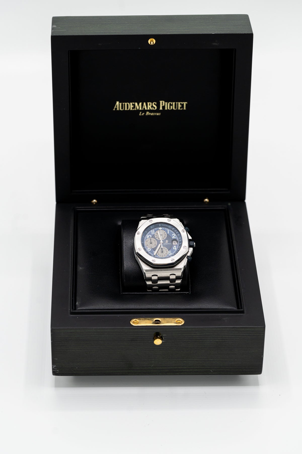Audemars Piguet Royal Oak Offshore d’occasion – Chronographe à cadran bleu