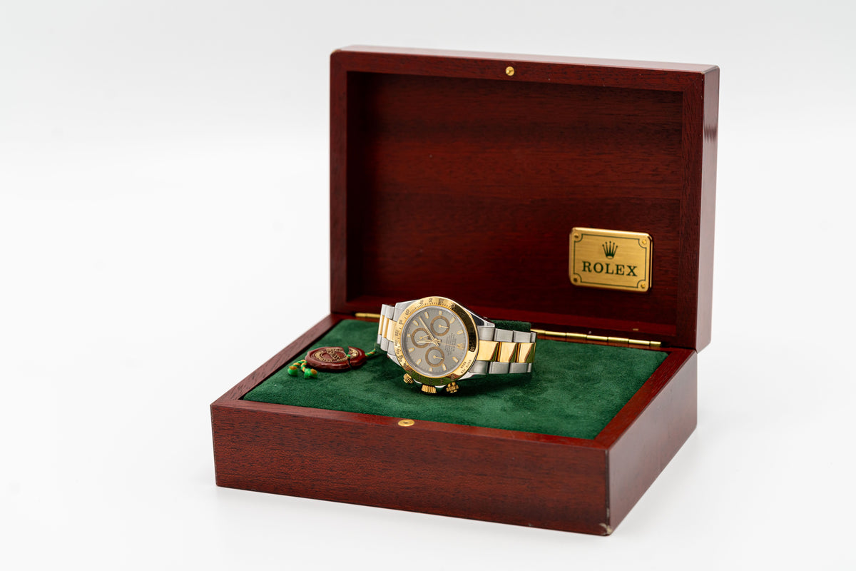 Rolex Cosmograph Daytona d’occasion – Chronographe bicolore à cadran gris