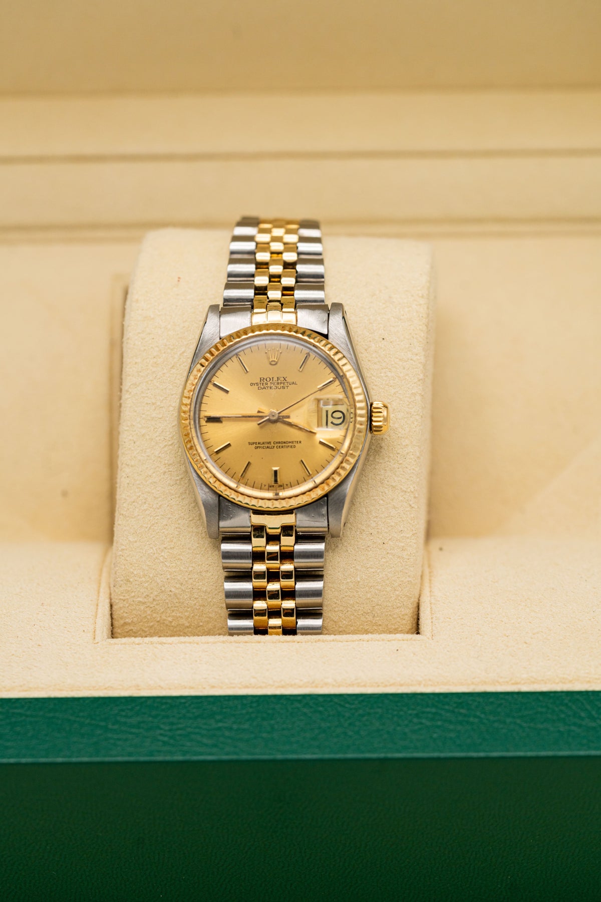 Rolex Datejust d’occasion – Cadran champagne et bracelet Jubilee bicolore