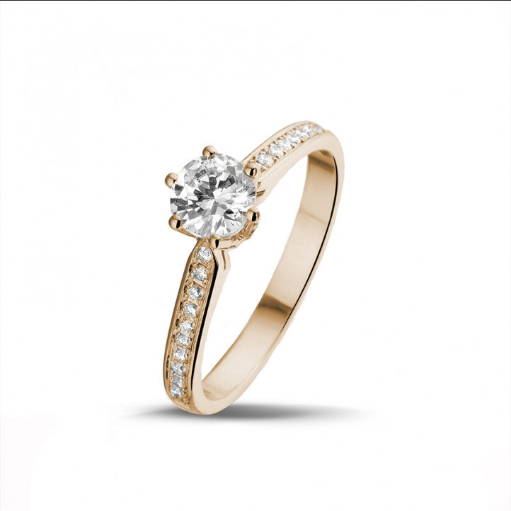 Bague Solitaire Butterfly avec diamants sur les côtés