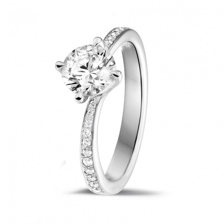 Bague Solitaire Only LOVE Avec Diamants Sur Les Côtés