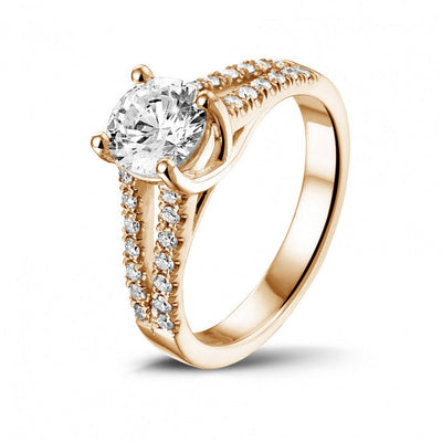 Bague Solitaire Butterfly avec double diamants sur les côtés