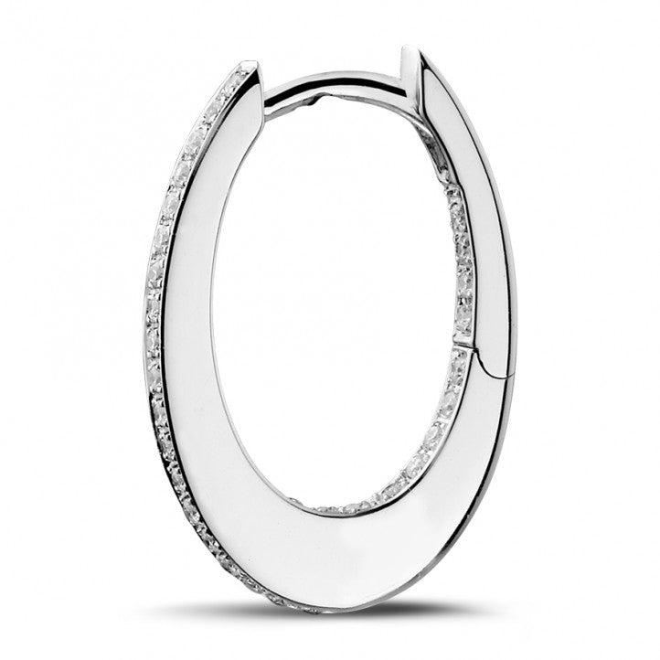 creoles-boucles-d-oreilles-en-or-blanc-et-diamants-diamelle-1.jpg