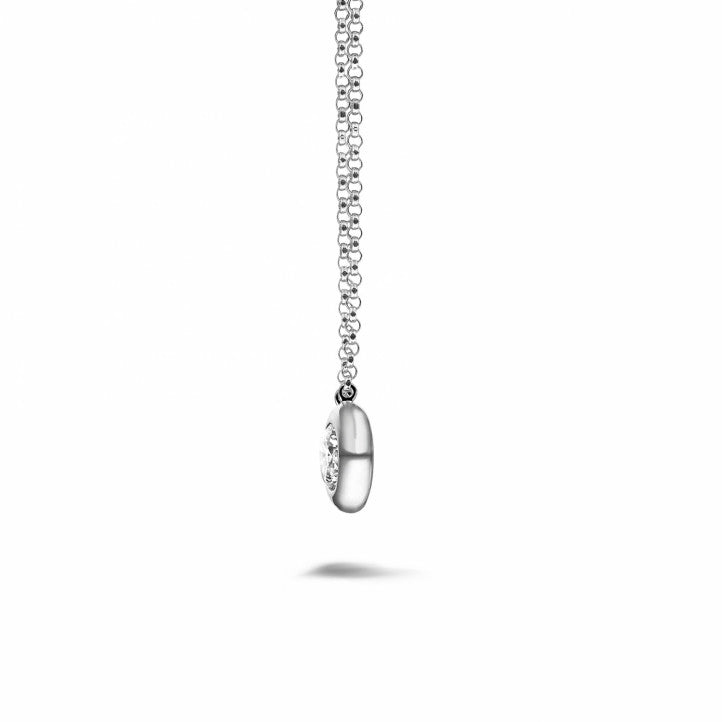 Pendentif Point Diamant