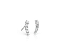 Puces-doreilles-chenille-en-diamant-1-1.jpeg